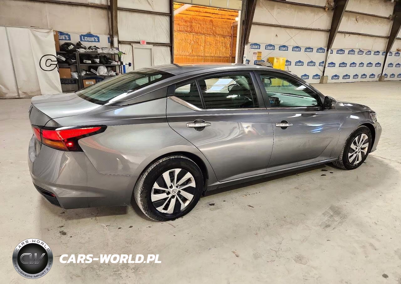 2023 Nissan Altima S VIN:1N4BL4BV5PN339601 - 3
