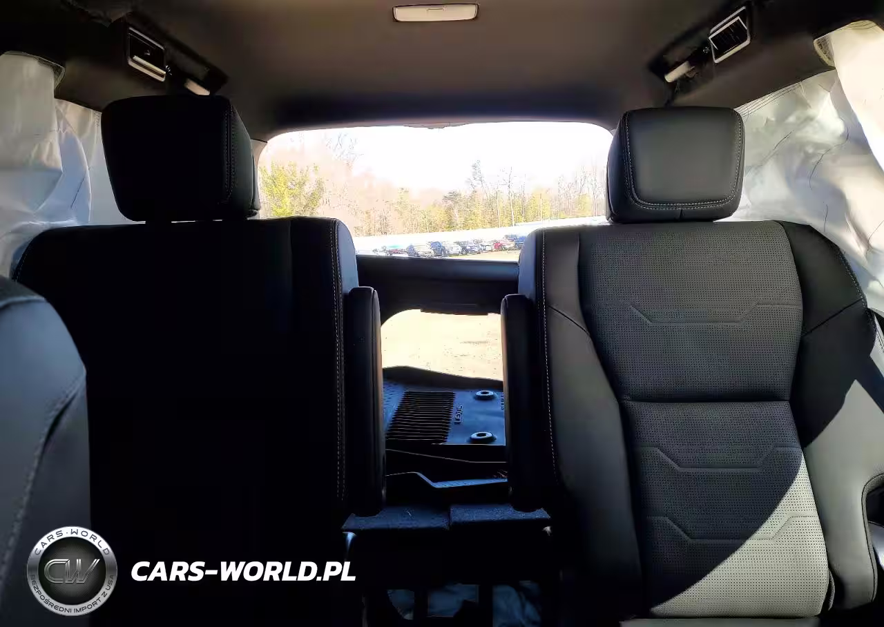 2025 Lexus Gx 550 Luxury VIN:JTJVBCDX6S5050316 - 10