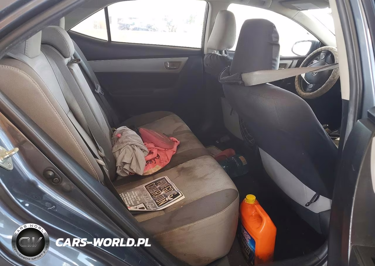 2018 Toyota Corolla Le VIN:2T1BURHE0JC009547 - 10