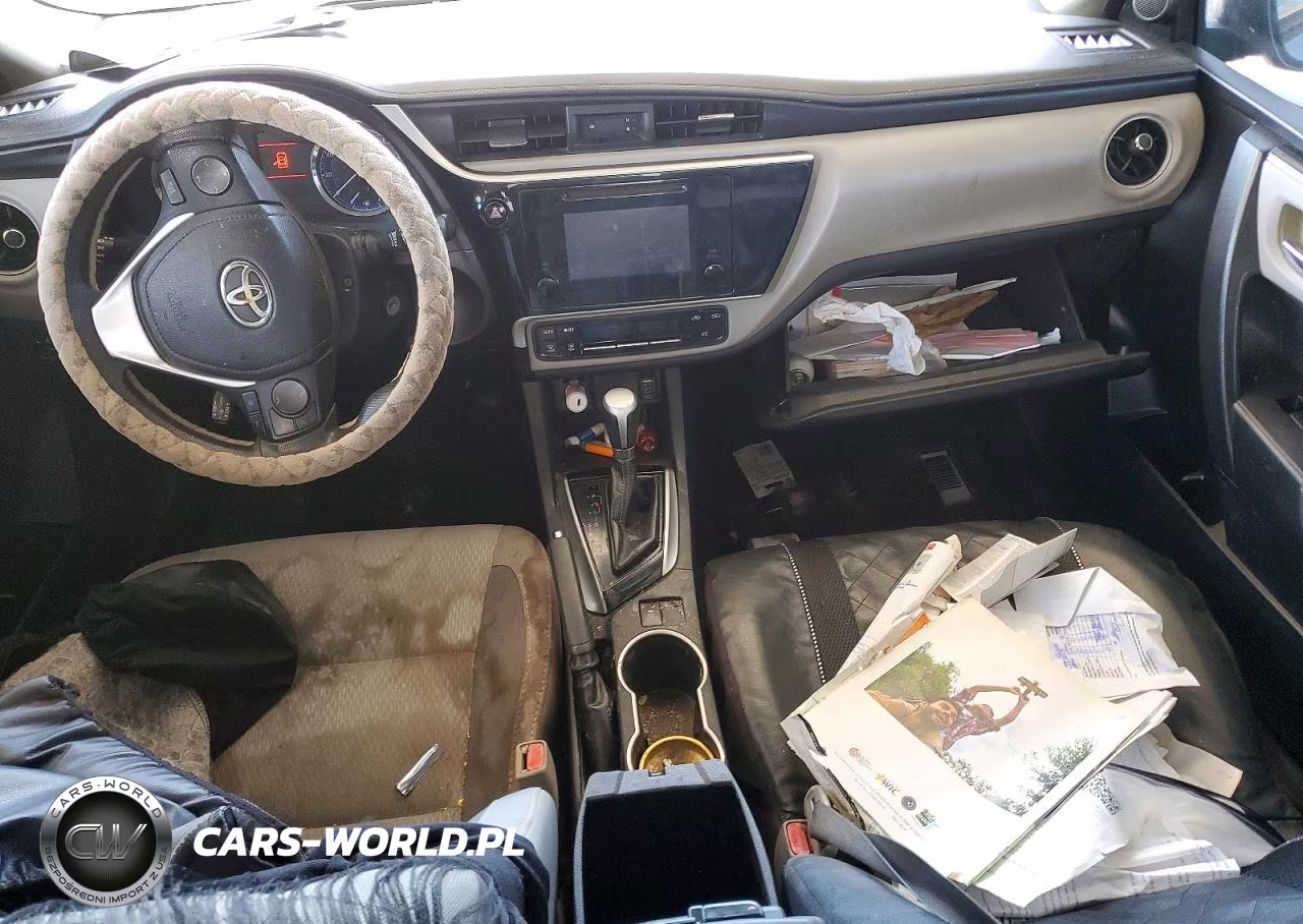 2018 Toyota Corolla Le VIN:2T1BURHE0JC009547 - 8