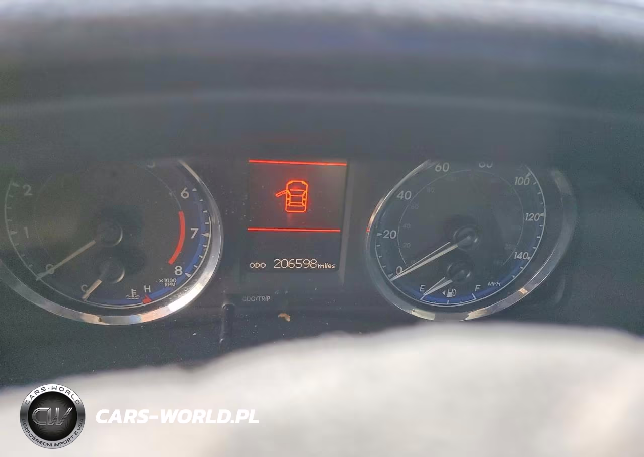 2018 Toyota Corolla Le VIN:2T1BURHE0JC009547 - 9