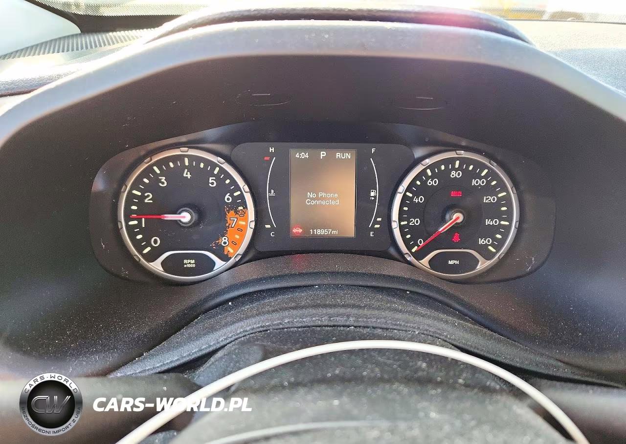 2015 Jeep Renegade Latitude VIN:ZACCJBBT2FPB79058 - 9