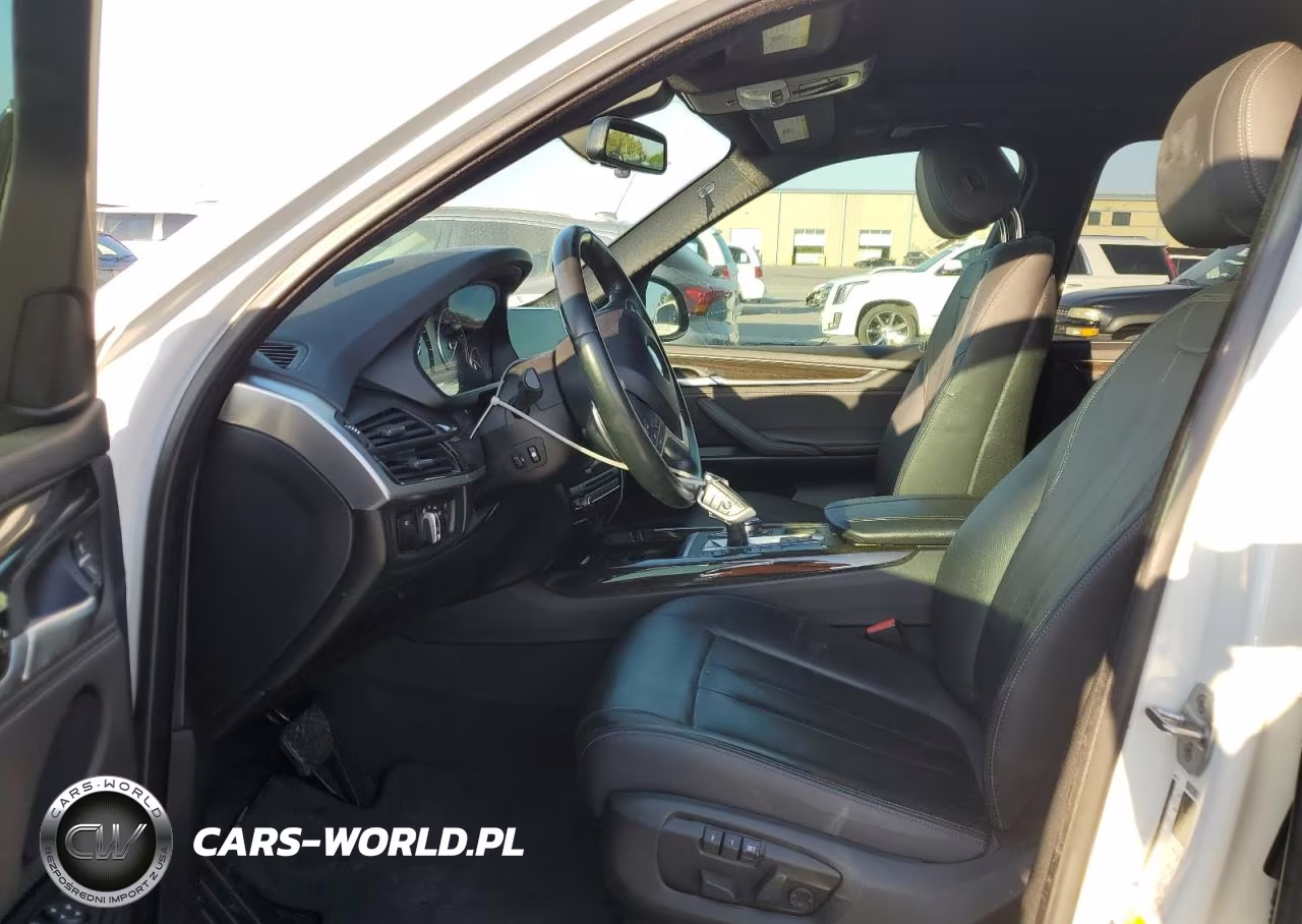 2018 BMW X5 xDrive35I VIN:5UXKR0C56J0X95979 - 7
