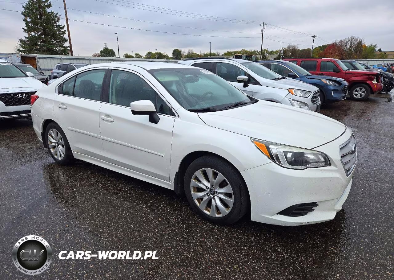 2015 Subaru Legacy 2.5I Premium VIN:4S3BNBC67F3063657 - 4