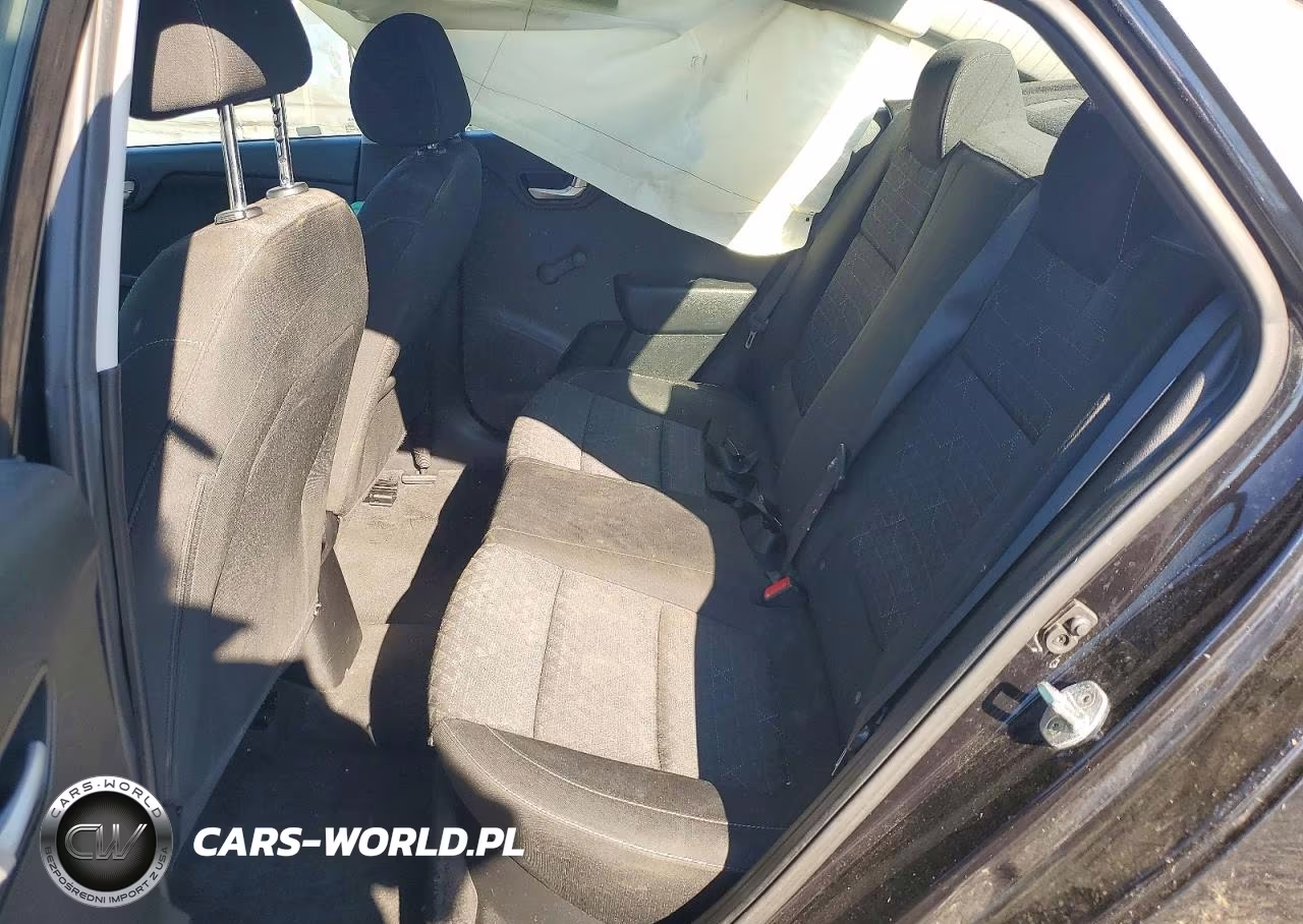 2018 Kia Rio Lx VIN:3KPA24AB2JE065303 - 10