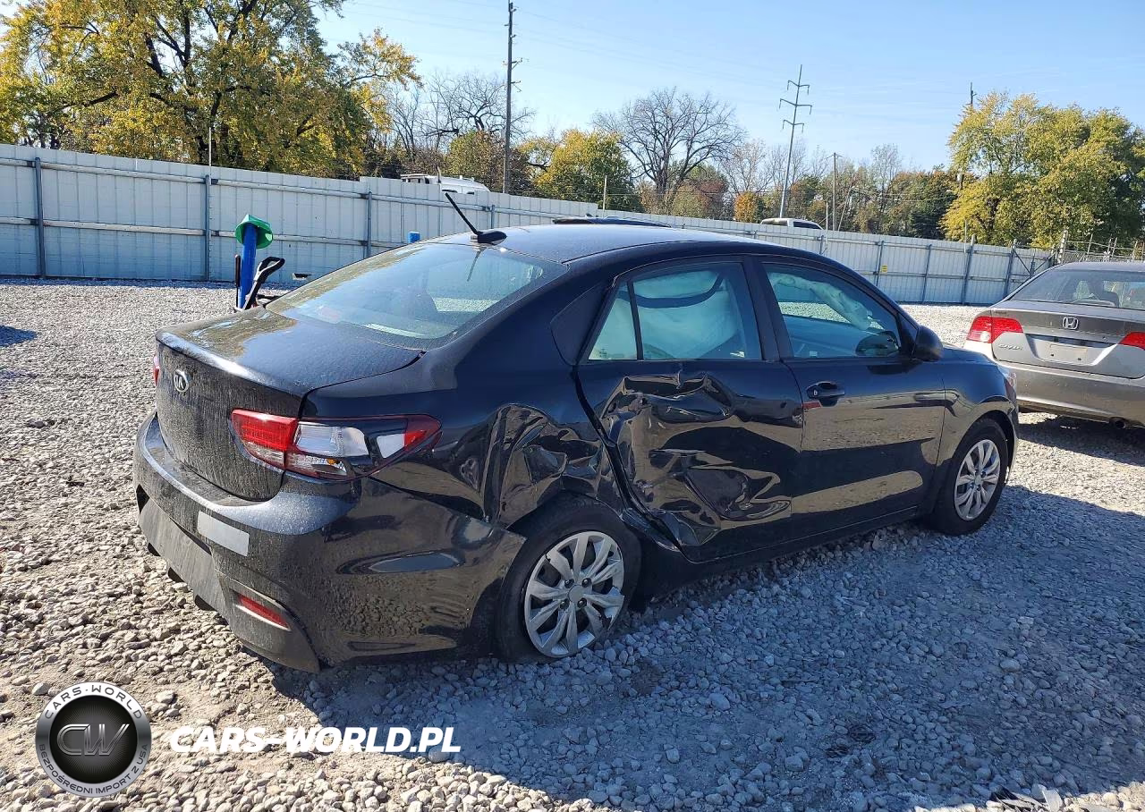 2018 Kia Rio Lx VIN:3KPA24AB2JE065303 - 3