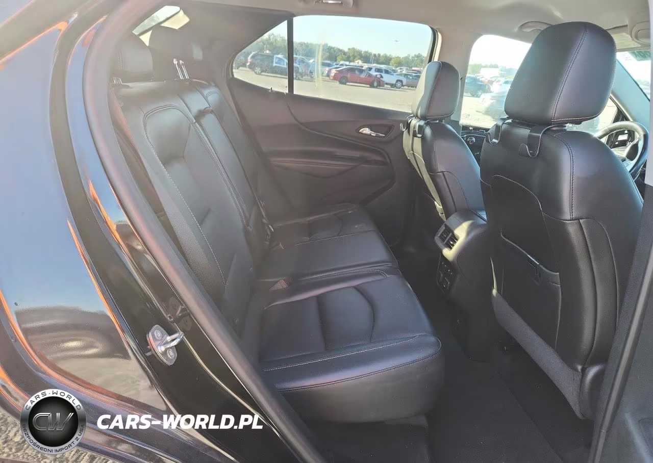 2018 Chevrolet Equinox Premier VIN:2GNAXMEV2J6296022 - 11