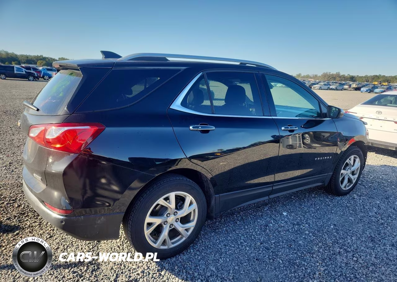 2018 Chevrolet Equinox Premier VIN:2GNAXMEV2J6296022 - 3