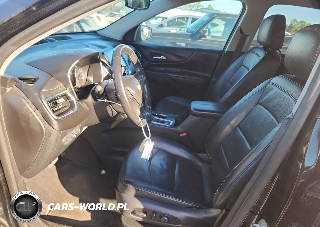 2018 Chevrolet Equinox Premier VIN:2GNAXMEV2J6296022 - 7