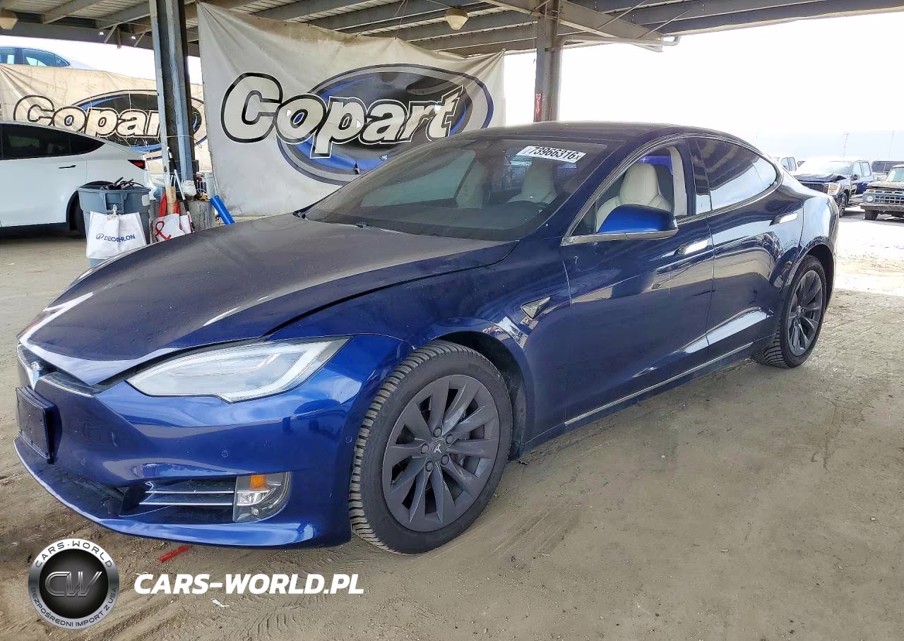 2018 Tesla Model S VIN:5YJSA1E28JF282820 - 1