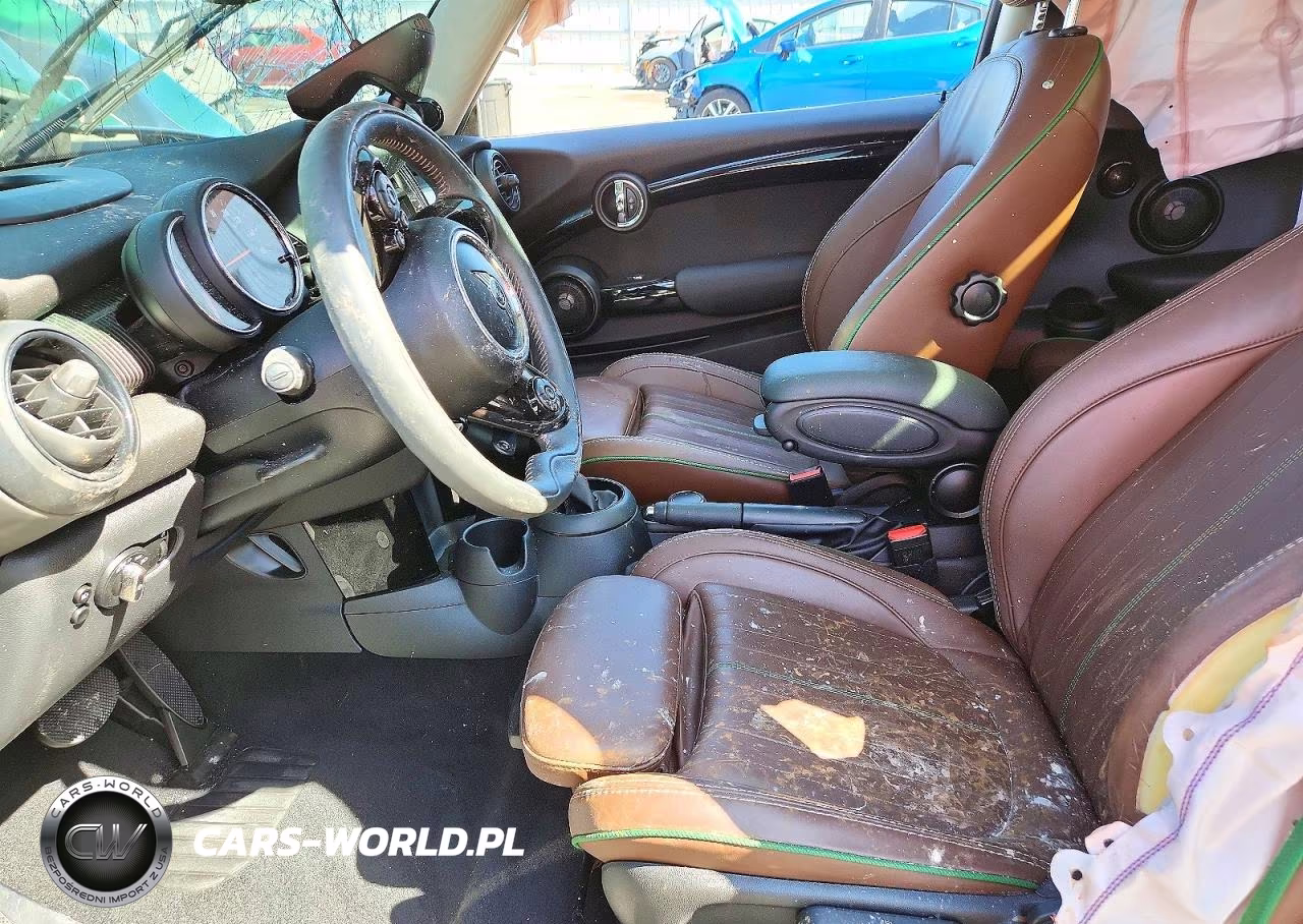 2019 Mini Cooper S VIN:WMWXP7C55K2L11468 - 7