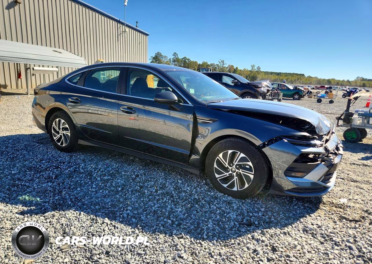 2026 Hyundai Sonata Hybrid Blue VIN:KMHL24JJ6TA164062 - 4