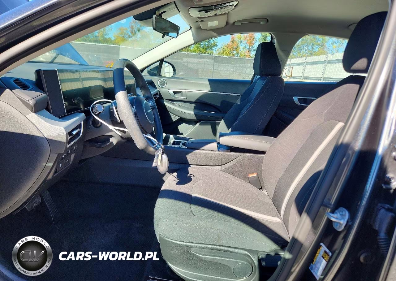 2026 Hyundai Sonata Hybrid Blue VIN:KMHL24JJ6TA164062 - 7