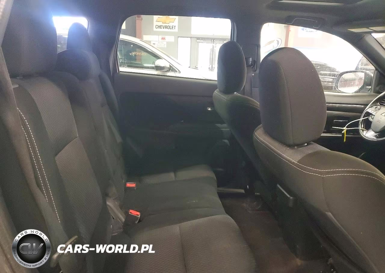 2018 Mitsubishi Outlander Se VIN:JA4AZ3A32JZ035425 - 11