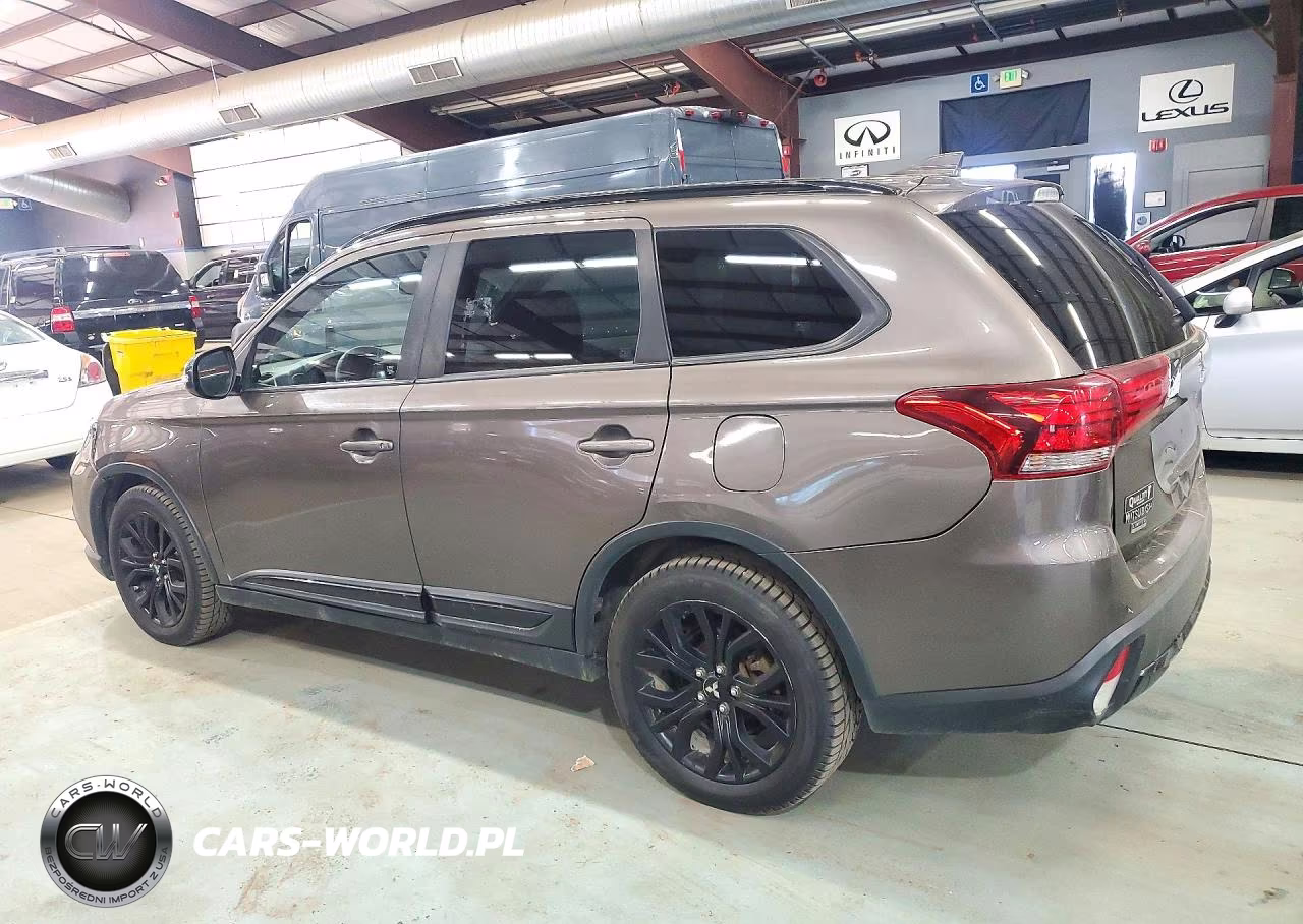 2018 Mitsubishi Outlander Se VIN:JA4AZ3A32JZ035425 - 2