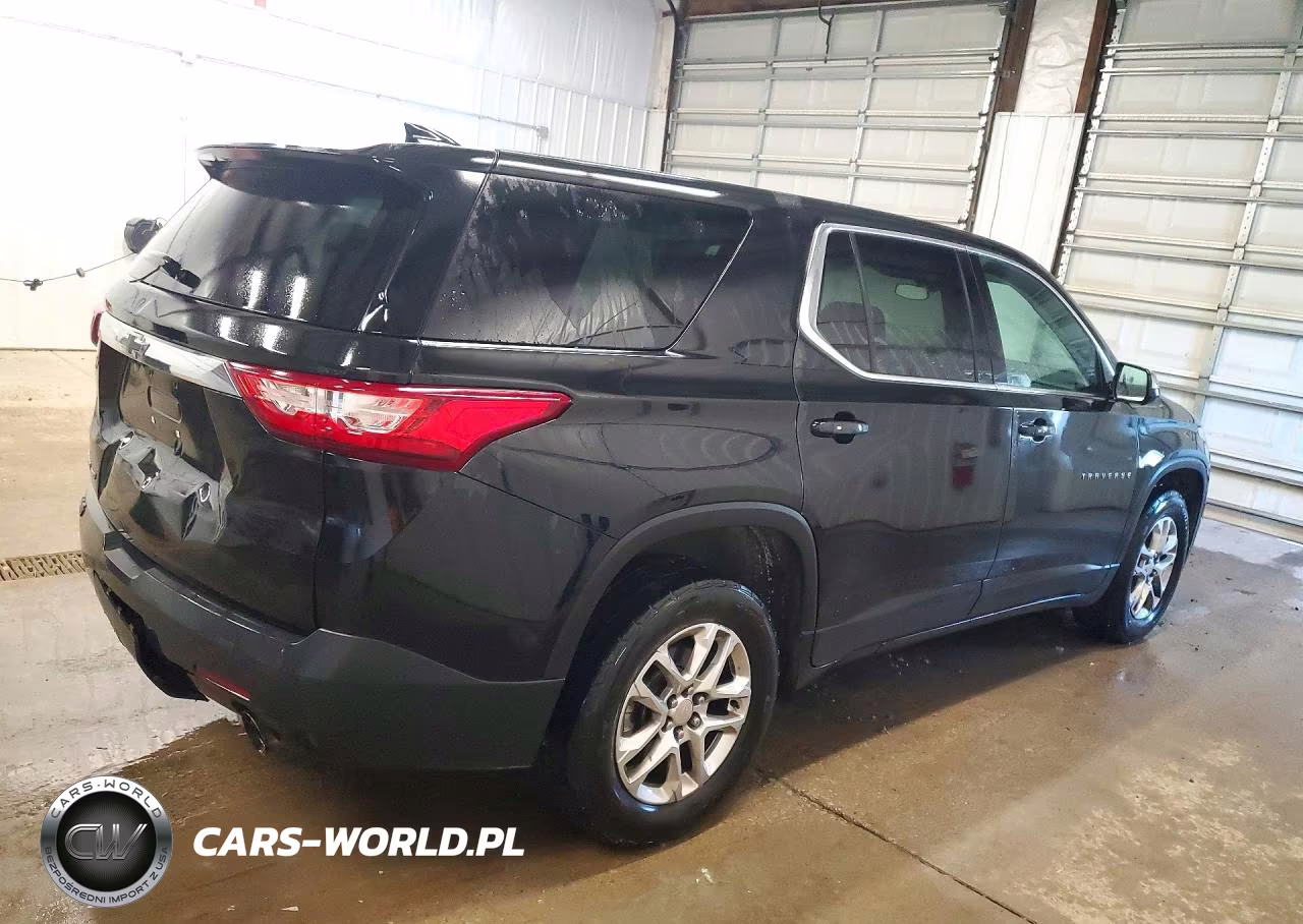 2018 Chevrolet Traverse Ls VIN:1GNEVFKW2JJ121109 - 3