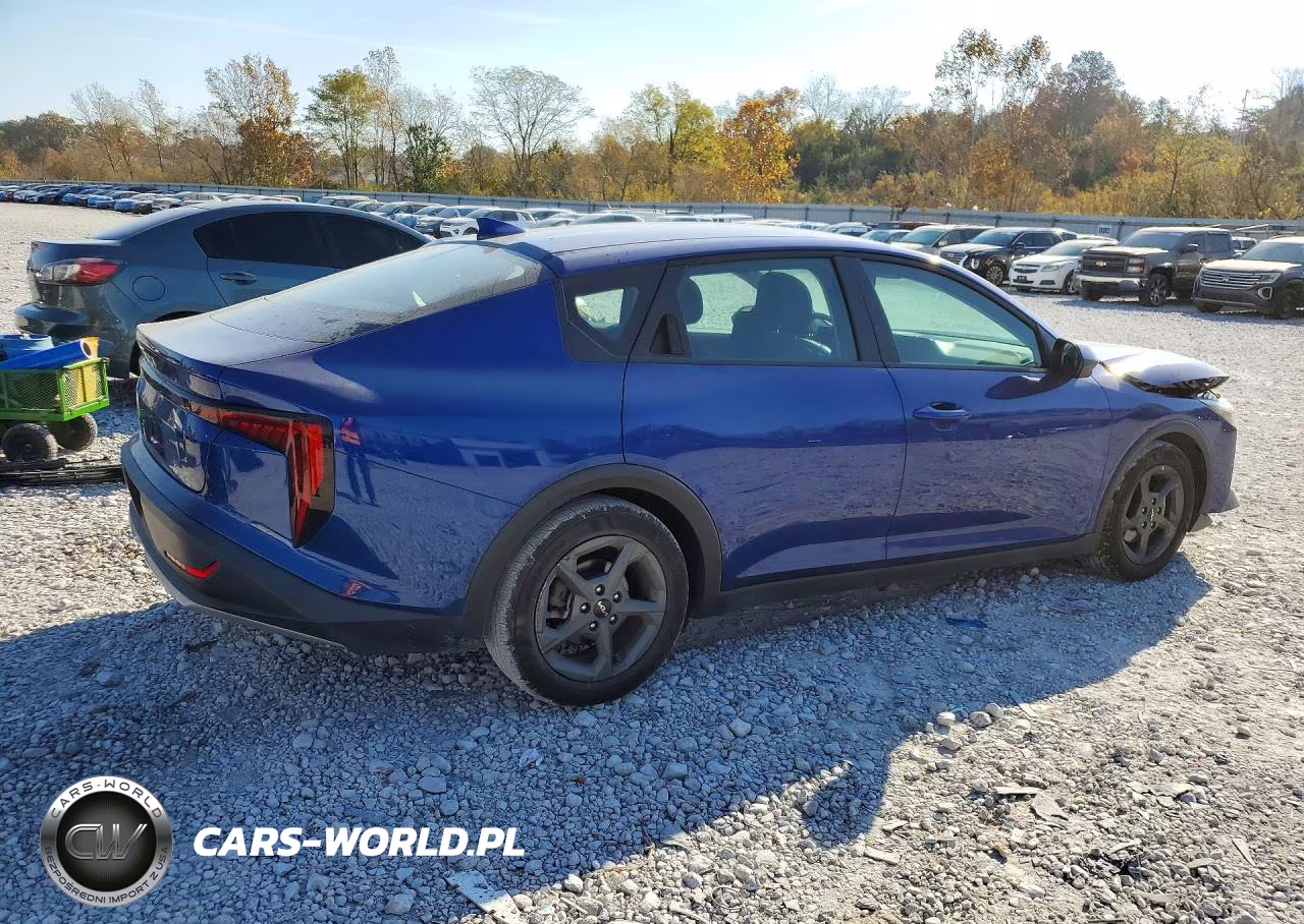 2025 Kia K4 Lxs VIN:3KPFT4DE0SE045724 - 3