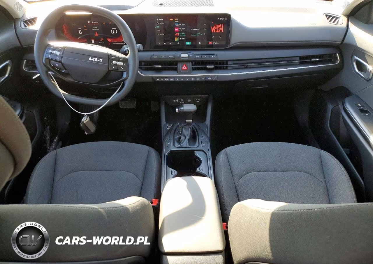 2025 Kia K4 Lxs VIN:3KPFT4DE0SE045724 - 8