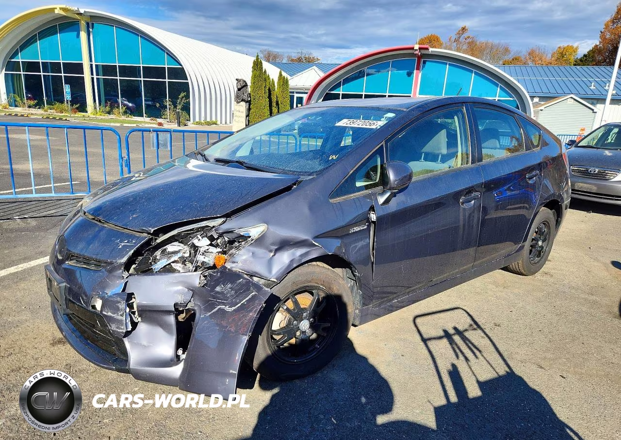 2014 Toyota Prius Three