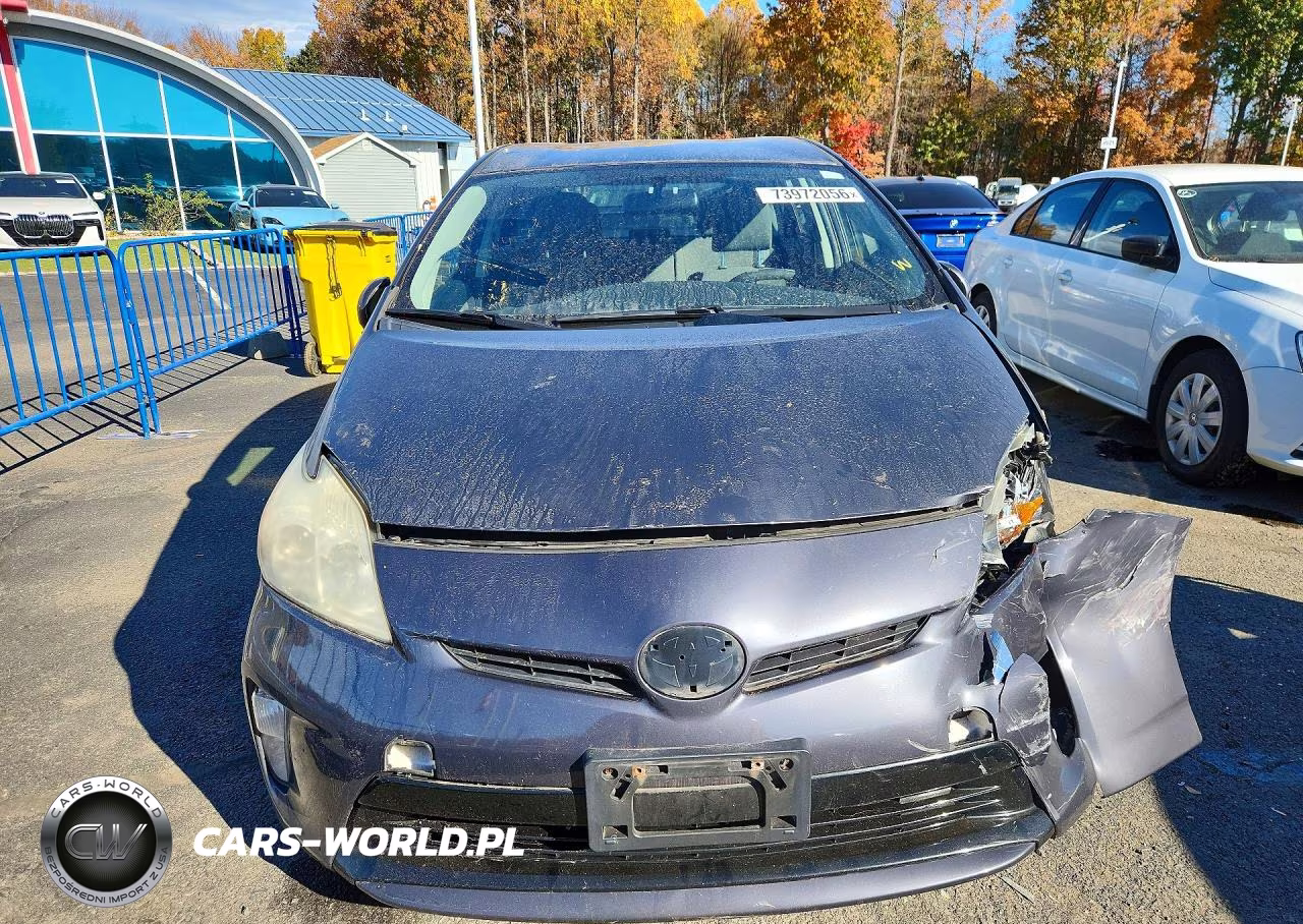 2014 Toyota Prius Three VIN:JTDKN3DU1E1764319 - 5