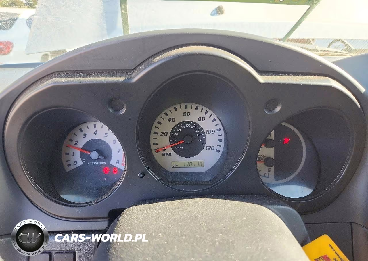 2004 Nissan Frontier King Cab Xe V6 VIN:1N6ED26T84C477607 - 9