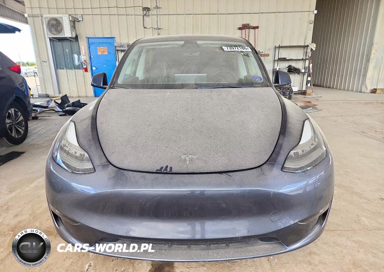 2022 Tesla Model Y VIN:7SAYGDEE0NF455128 - 5