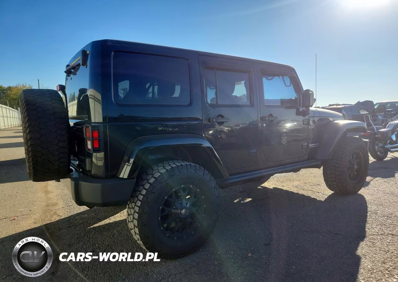 2011 Jeep Wrangler Unlimited Sport VIN:1J4HA3H1XBL615388 - 3