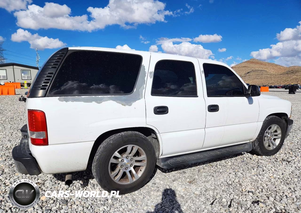 2005 Chevrolet Tahoe C1500 VIN:1GNEC13Z65R206642 - 3