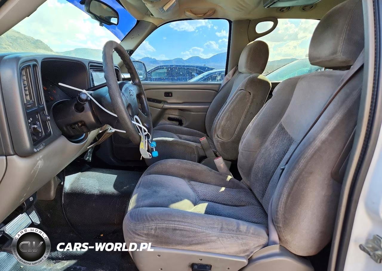 2005 Chevrolet Tahoe C1500 VIN:1GNEC13Z65R206642 - 7