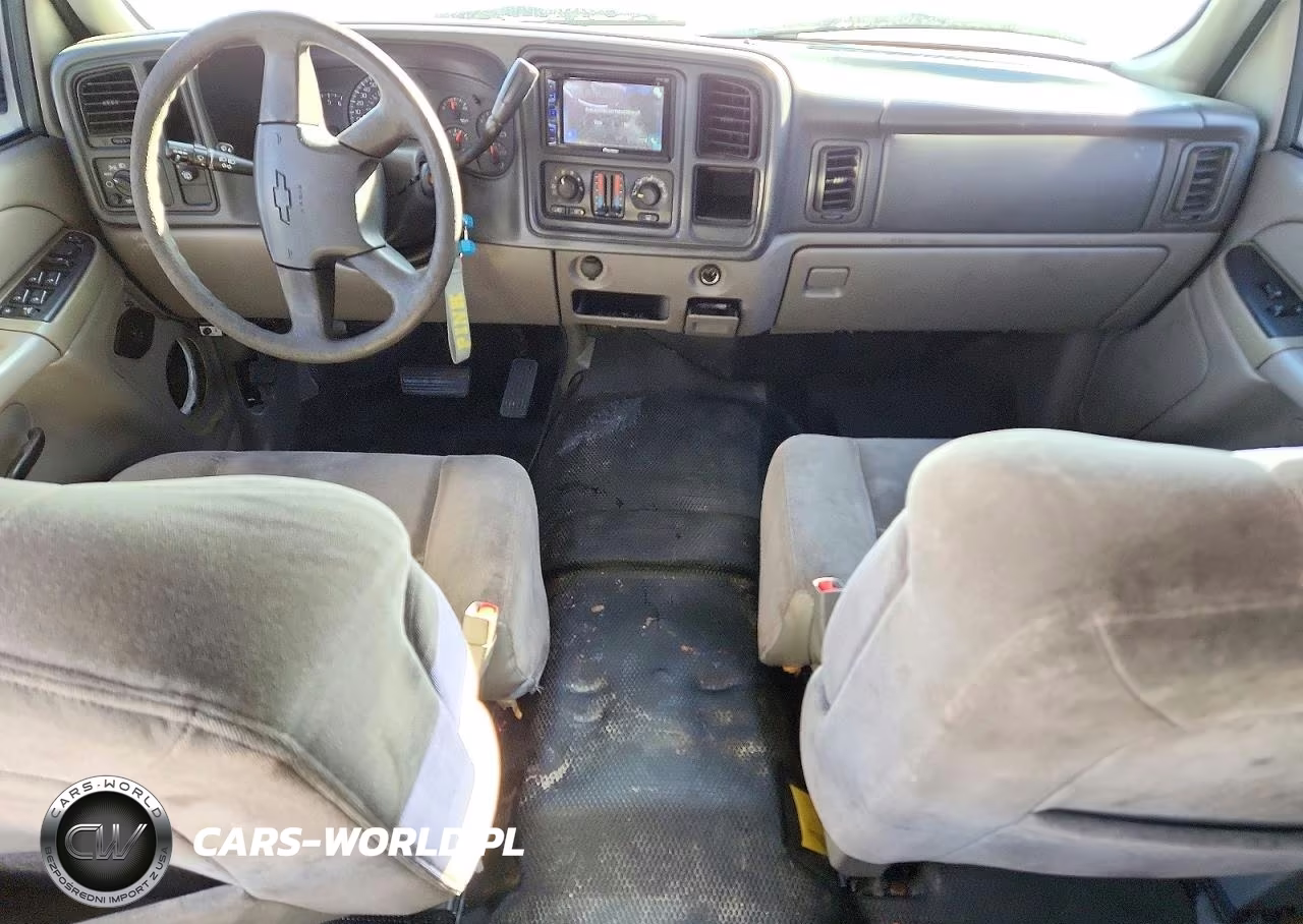 2005 Chevrolet Tahoe C1500 VIN:1GNEC13Z65R206642 - 8