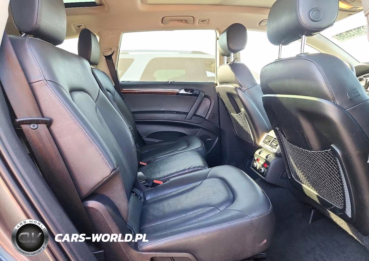 2014 Audi Q7 Prestige VIN:WA1DGAFEXED019963 - 10