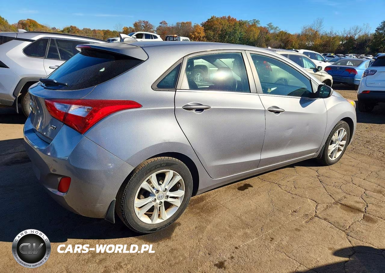 2013 Hyundai Elantra Gt Base VIN:KMHD35LE0DU033510 - 3