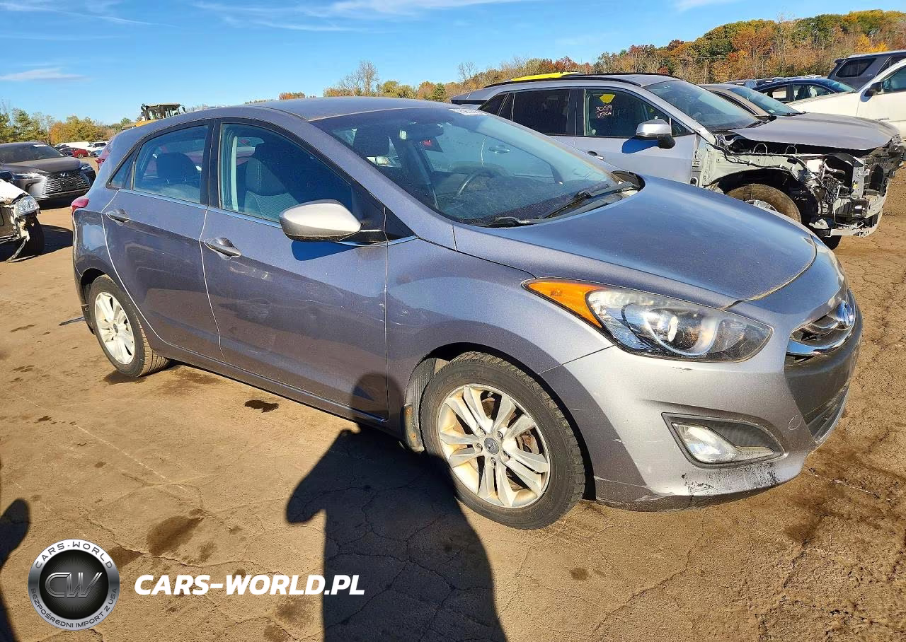 2013 Hyundai Elantra Gt Base VIN:KMHD35LE0DU033510 - 4