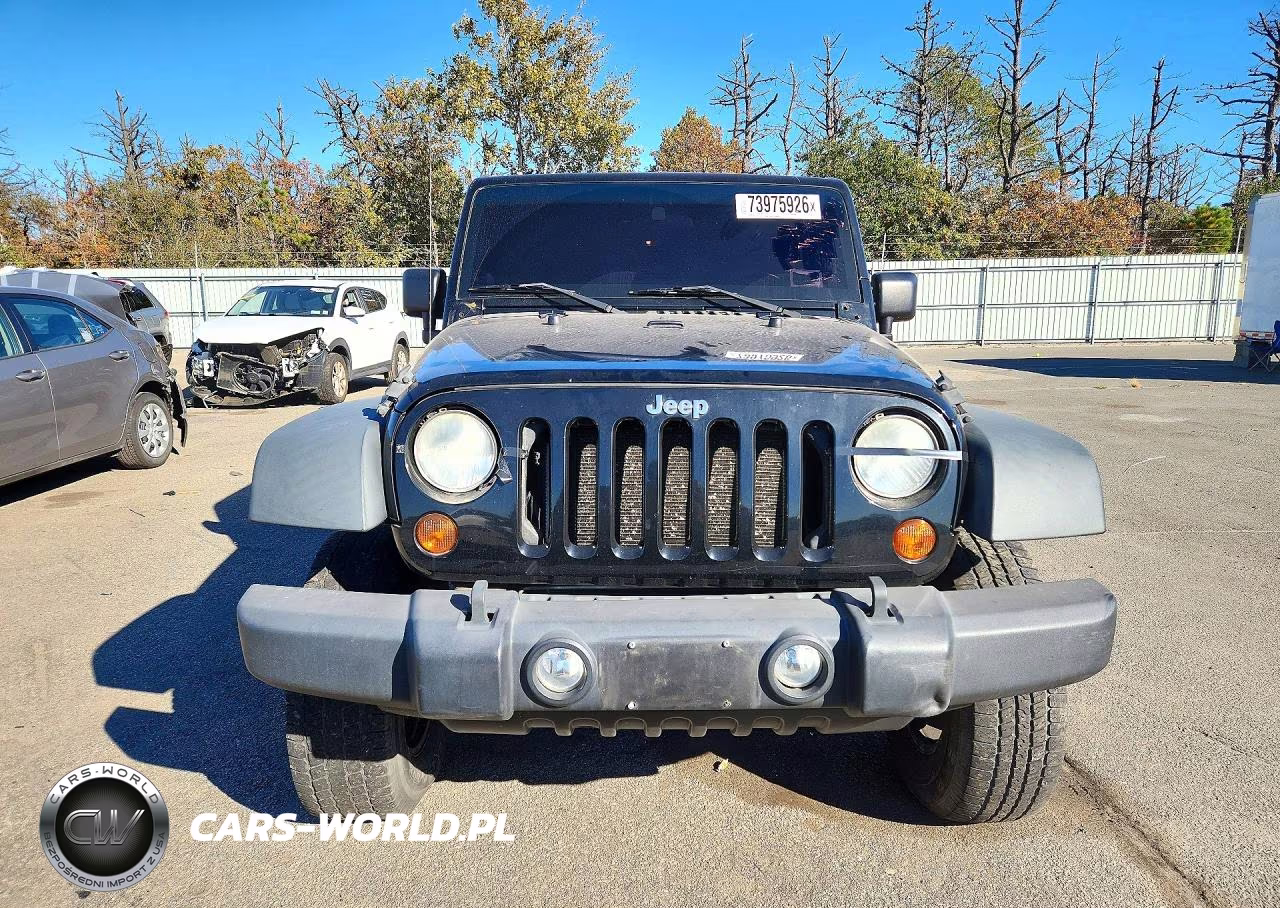2011 Jeep Wrangler Unlimited Sport VIN:1J4HA3H16BL602332 - 5