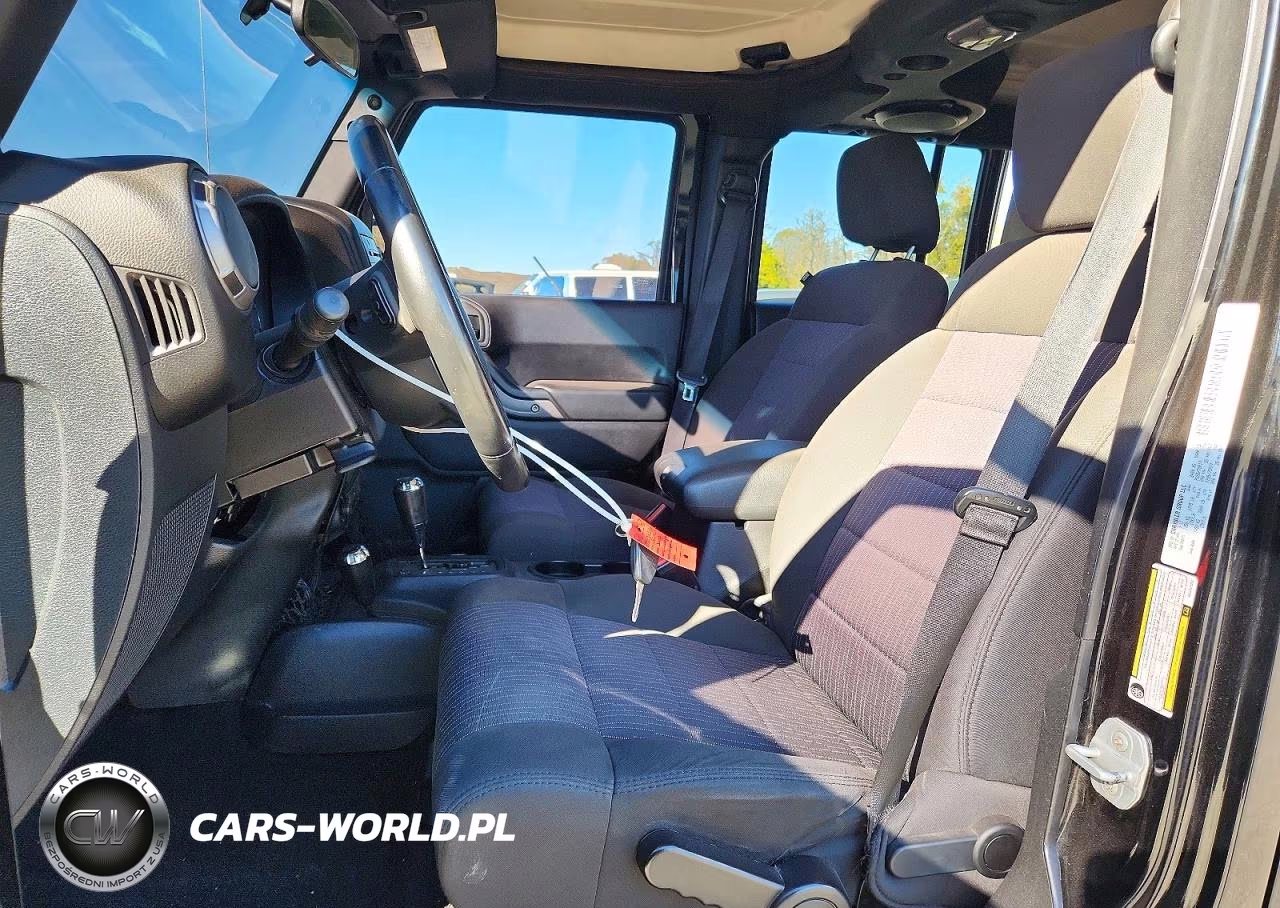 2011 Jeep Wrangler Unlimited Sport VIN:1J4HA3H16BL602332 - 7