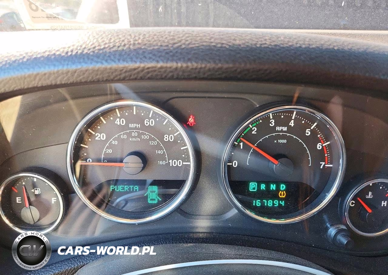 2011 Jeep Wrangler Unlimited Sport VIN:1J4HA3H16BL602332 - 9