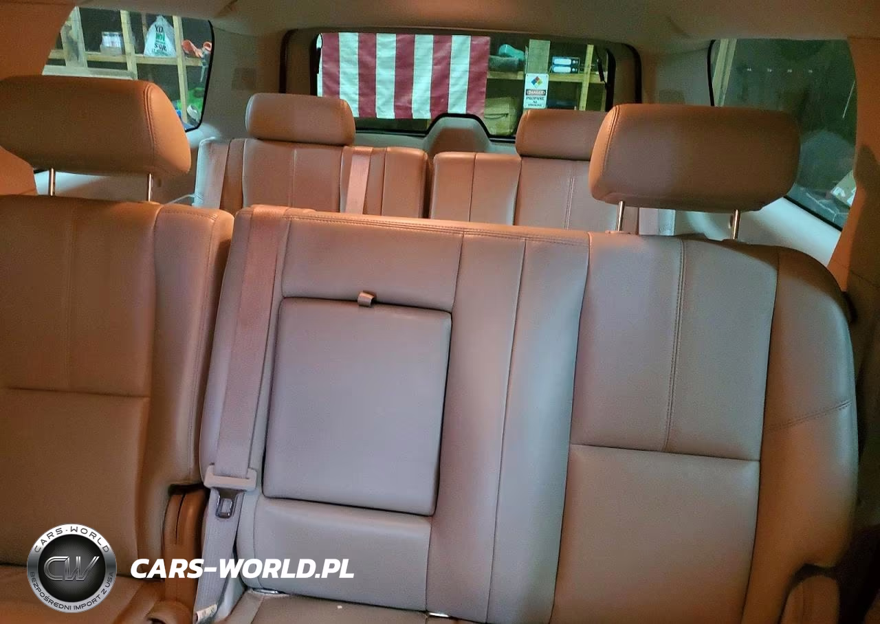 2010 Chevrolet Suburban K1500 Lt VIN:1GNUKJE36AR116814 - 10
