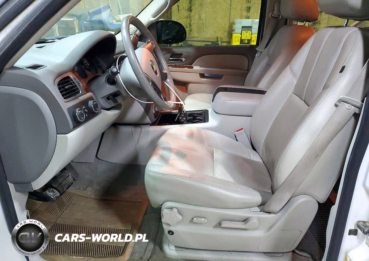 2010 Chevrolet Suburban K1500 Lt VIN:1GNUKJE36AR116814 - 7