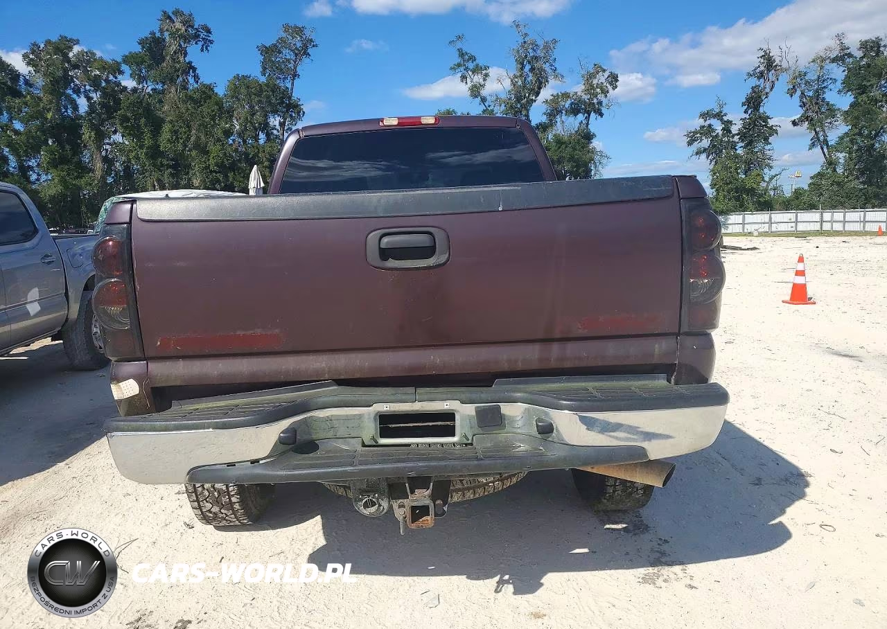 2003 Chevrolet Silverado K2500 Heavy Duty VIN:1GCHK29U23E194911 - 6