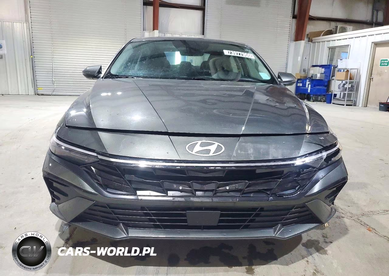 2025 Hyundai Elantra Limited VIN:KMHLP4DG1SU058696 - 5