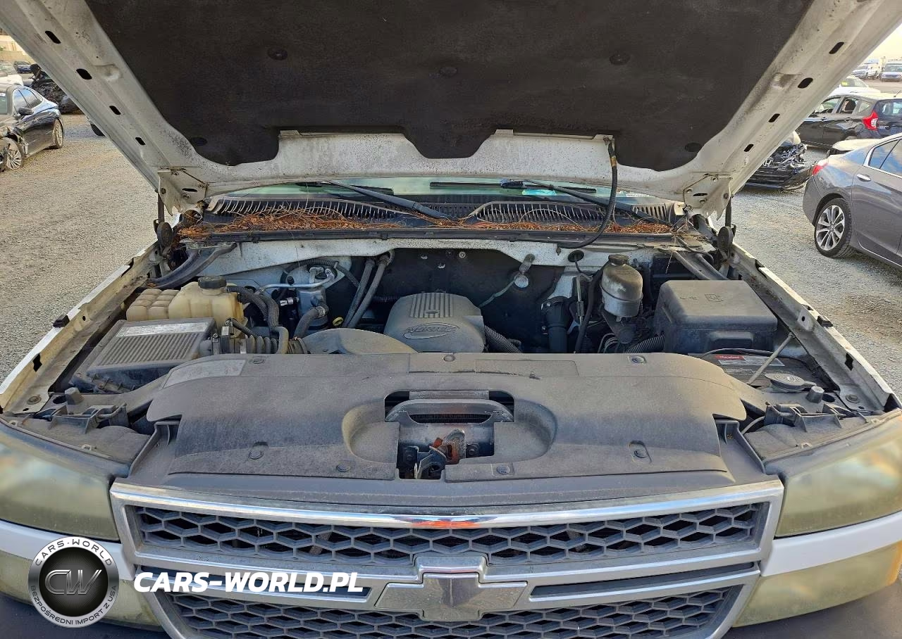 2005 Chevrolet Silverado C2500 Heavy Duty VIN:1GCHC23U25F800128 - 11