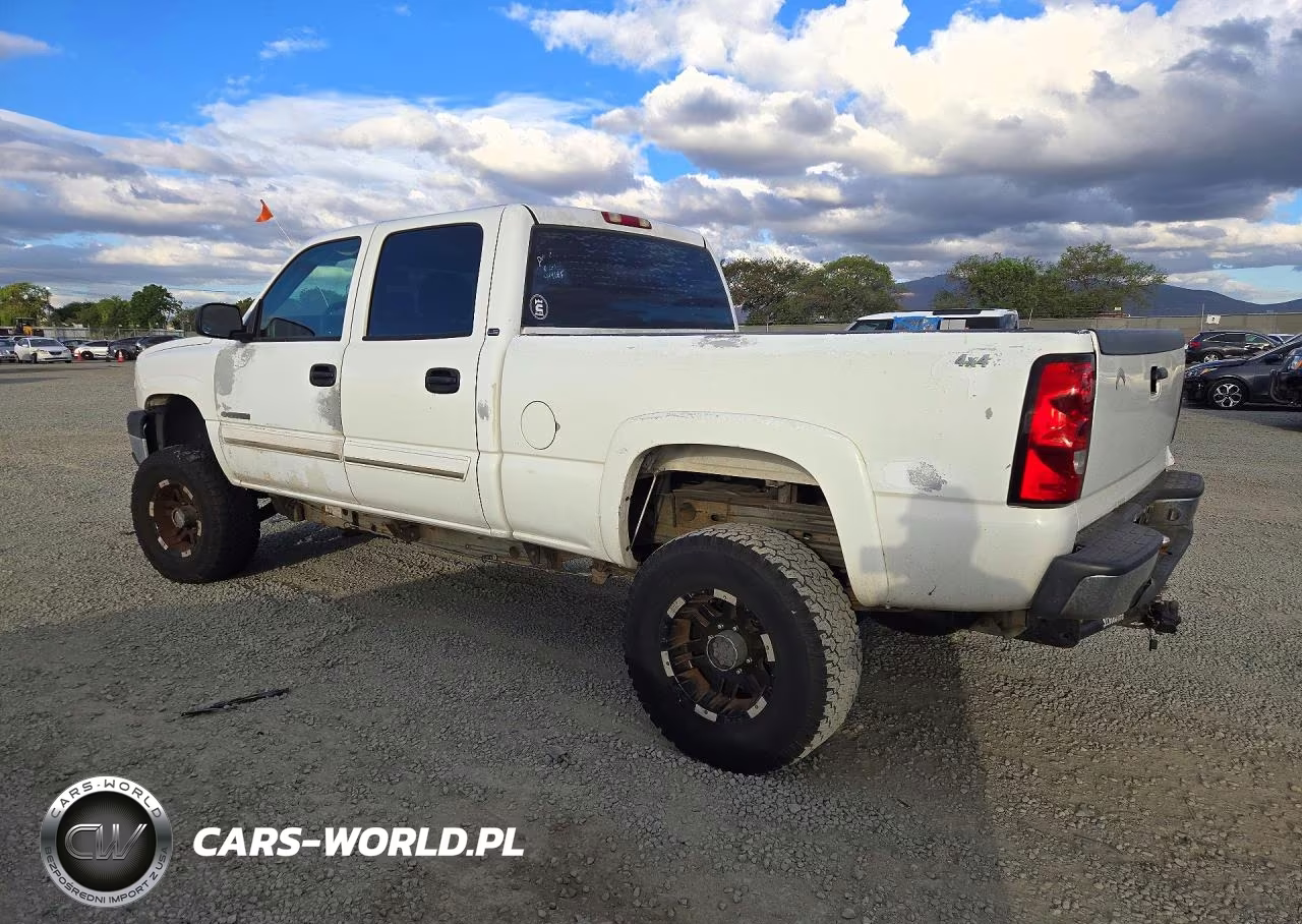 2005 Chevrolet Silverado C2500 Heavy Duty VIN:1GCHC23U25F800128 - 2