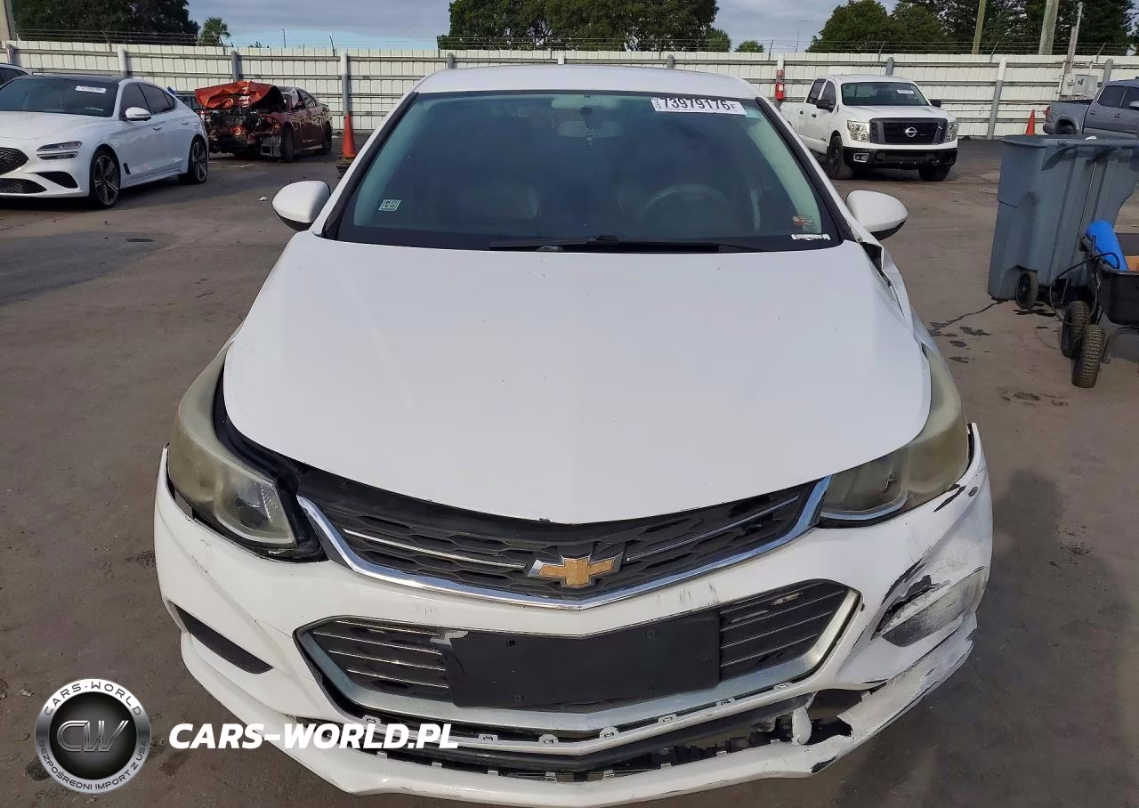 2017 Chevrolet Cruze Ls VIN:1G1BC5SM9H7185934 - 5