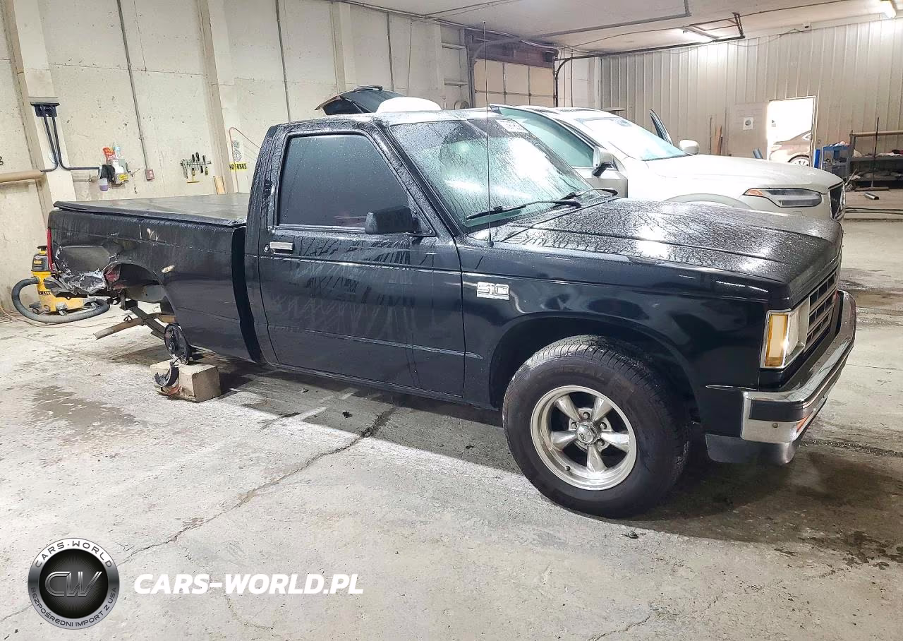 1989 Chevrolet S Truck S10 VIN:1GCCS14RXK2112026 - 4
