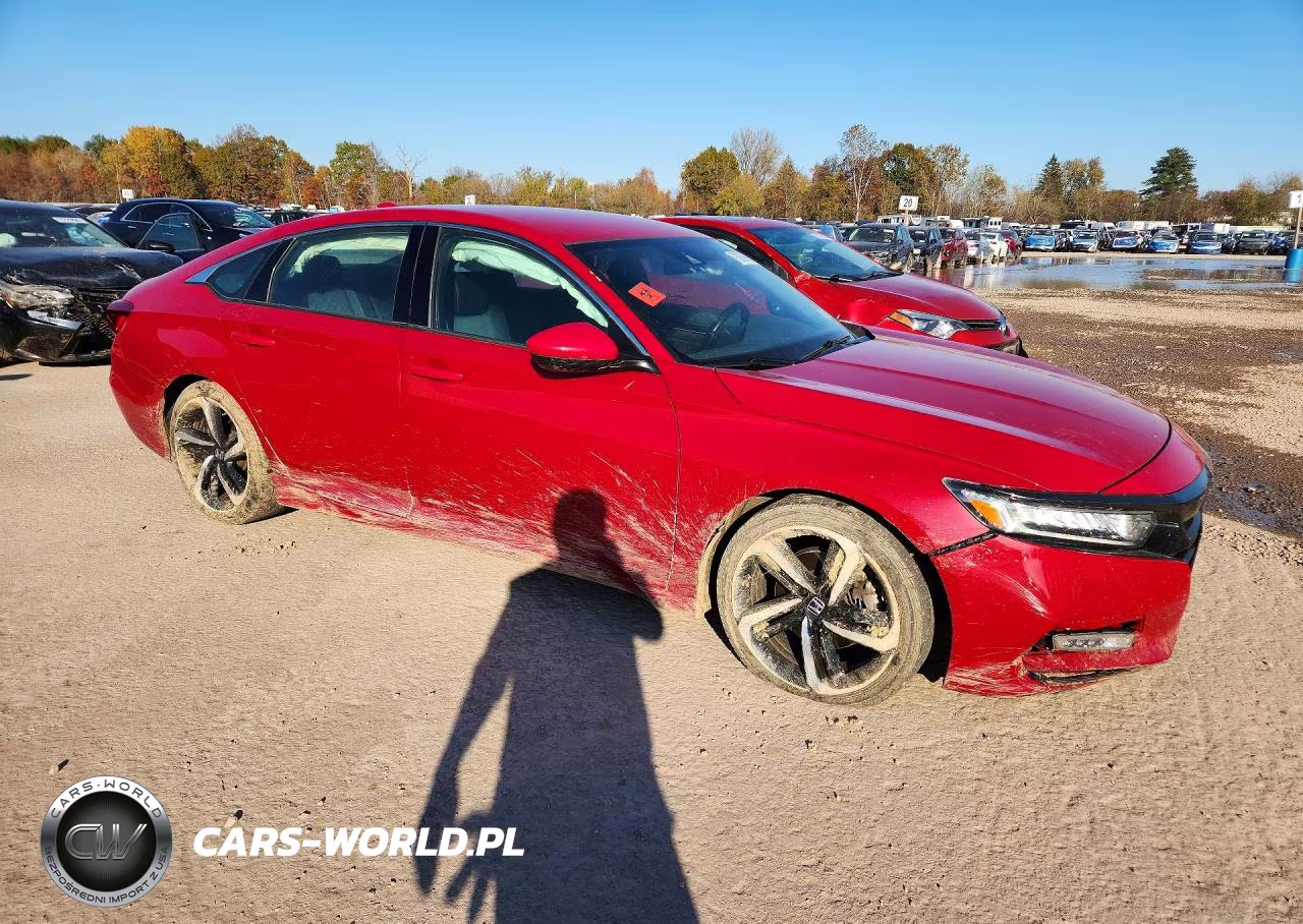 2018 Honda Accord Sport VIN:1HGCV1F33JA016650 - 4