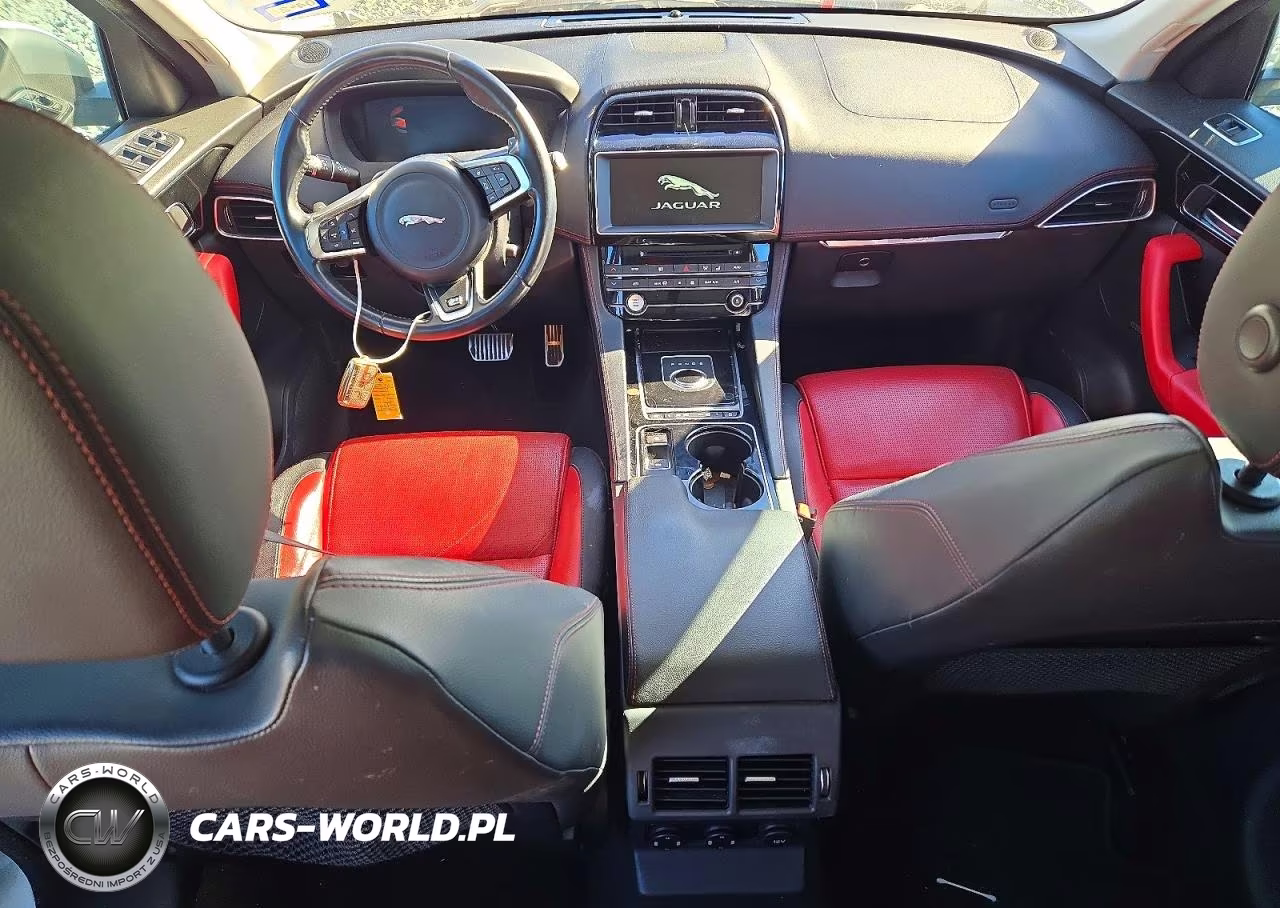 2017 Jaguar F-Pace R - Sport VIN:SADCL2BVXHA079678 - 8