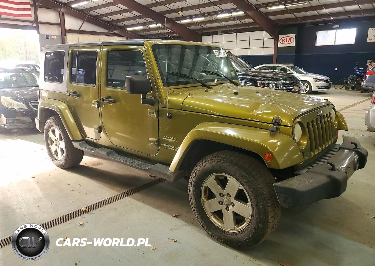 2007 Jeep Wrangler Sahara VIN:1J4GA59137L157951 - 4
