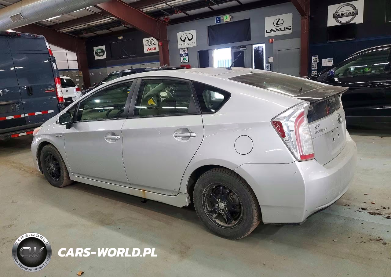 2013 Toyota Prius Two VIN:JTDKN3DU1D5598262 - 2