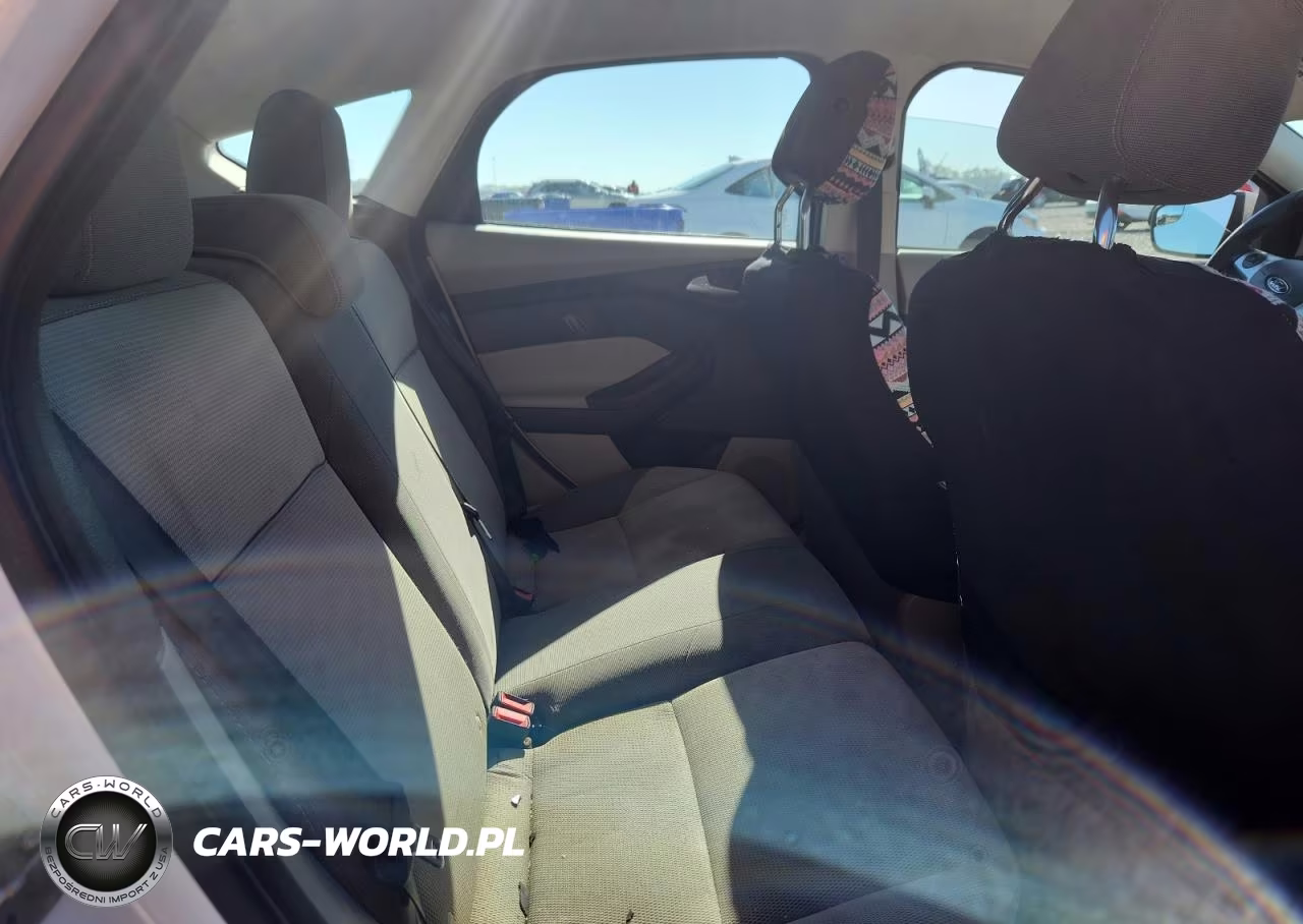 2012 Ford Focus Se VIN:1FAHP3K29CL204903 - 10