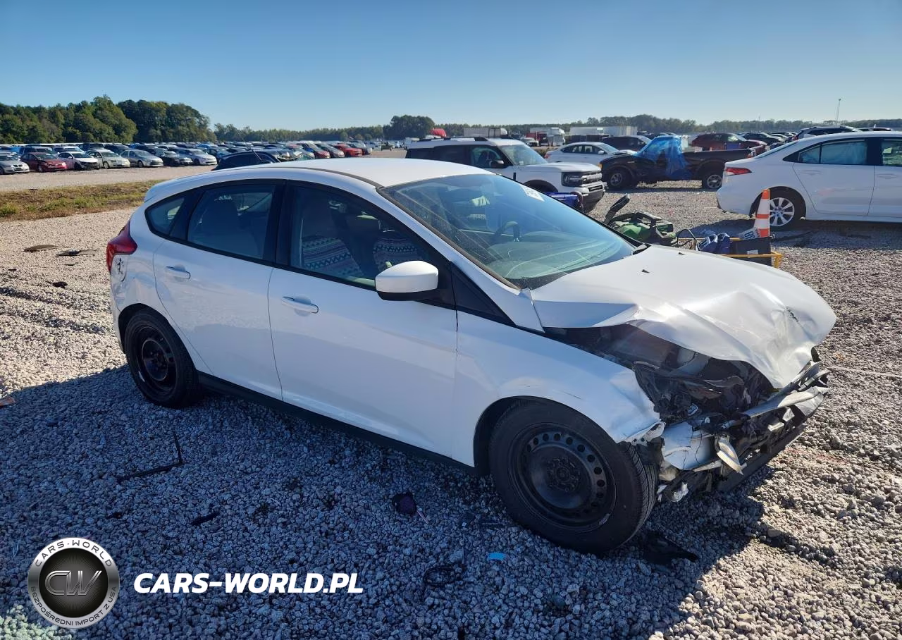 2012 Ford Focus Se VIN:1FAHP3K29CL204903 - 4